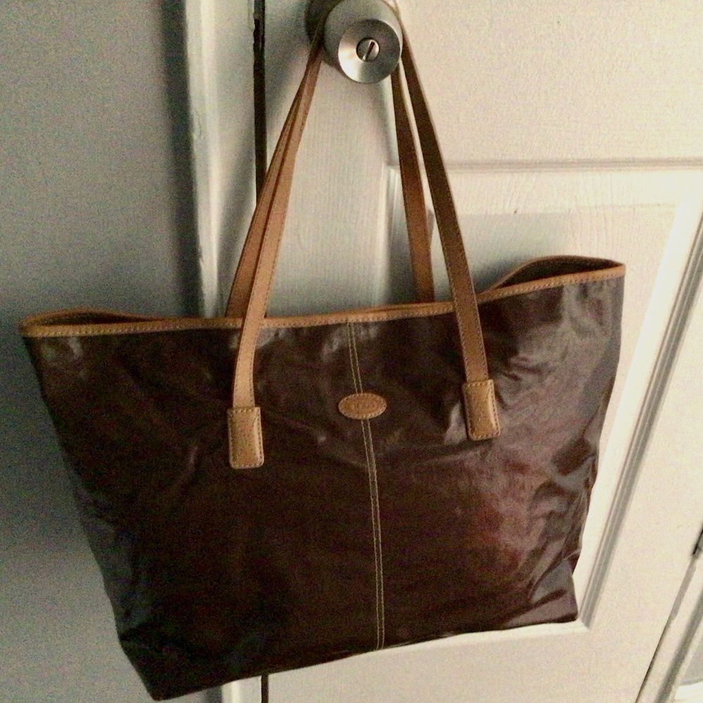 Tod’s Chocolate brown patent leather tote